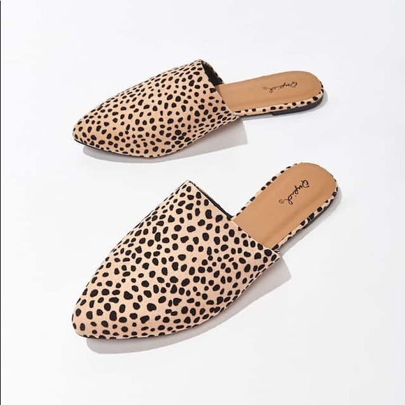 Qupid Shoes - Leopard Print Mule Flats